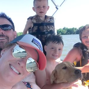 Meet your Posher, Laura